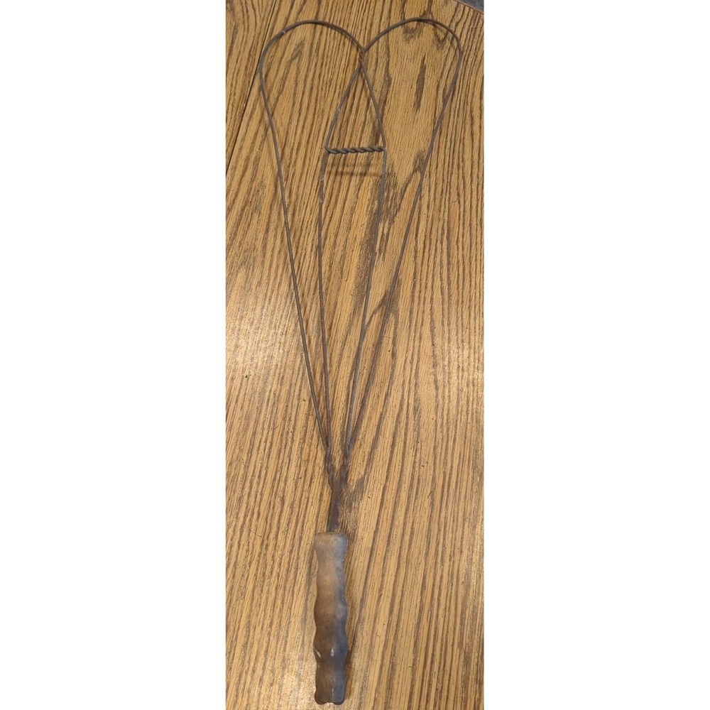 Antique Early 1900's Primitive Large Twisted Wire Rug Beater w/ Wooden Handle